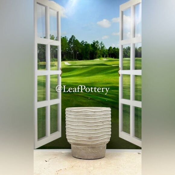 Wavy Gray Concrete Planter Pot without drainage hole - Picture 5 of 9